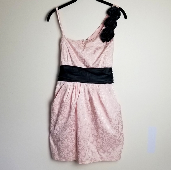 SPEECHLESS one shoulder party dress - w/ pockets! - Picture 10 of 10